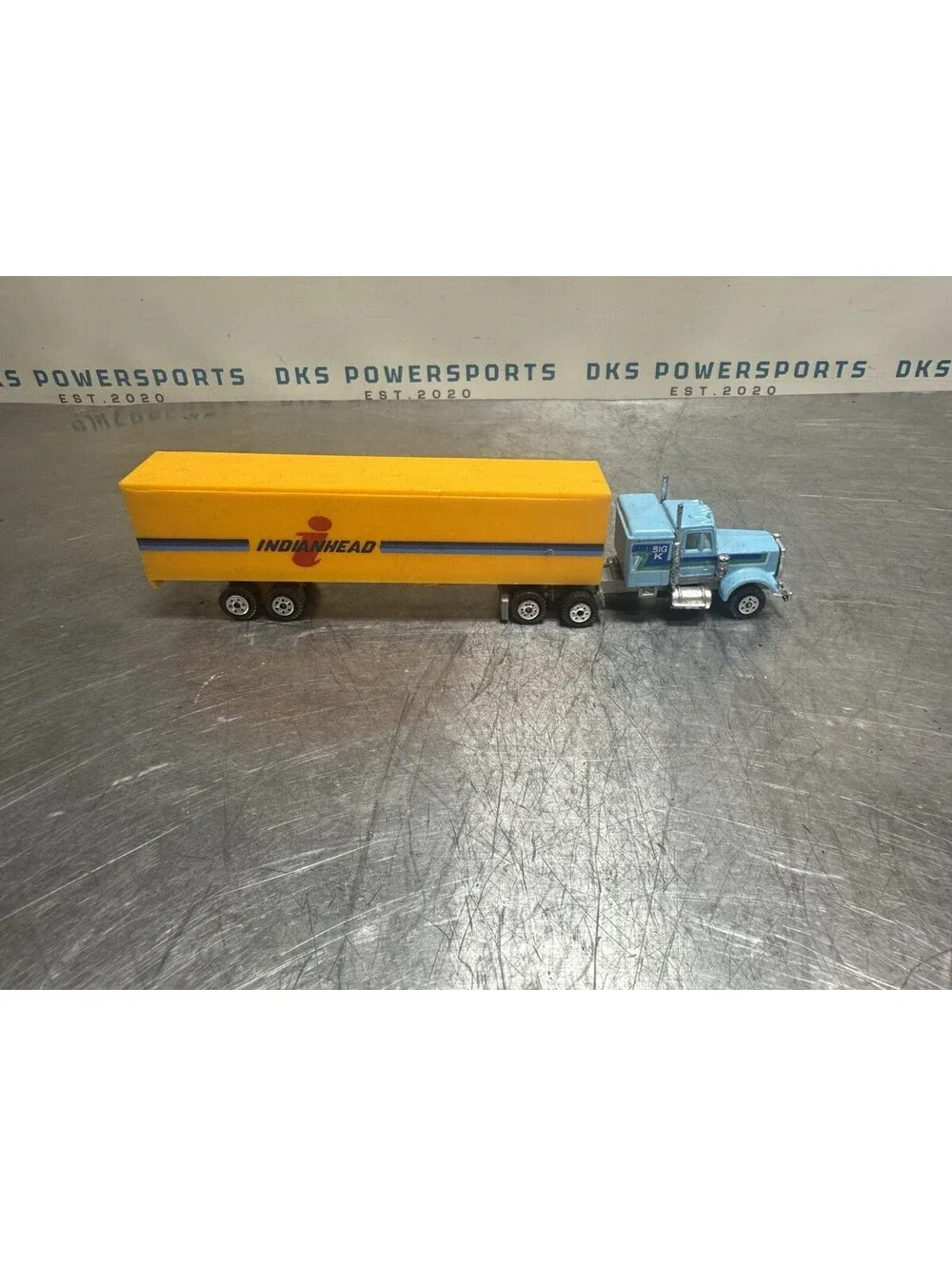 Yatming Kenworth Semi Truck Indianhead Made in Hong Kong